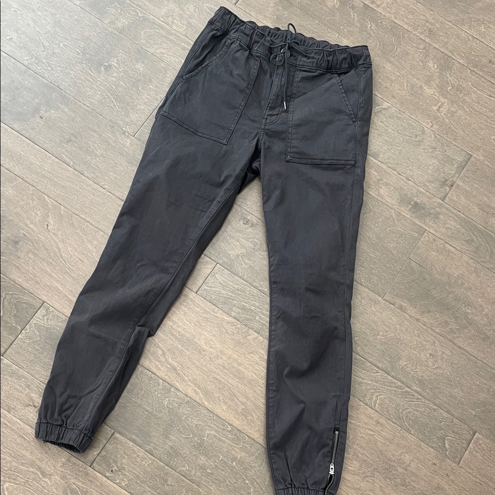 American Eagle Jogger Pants